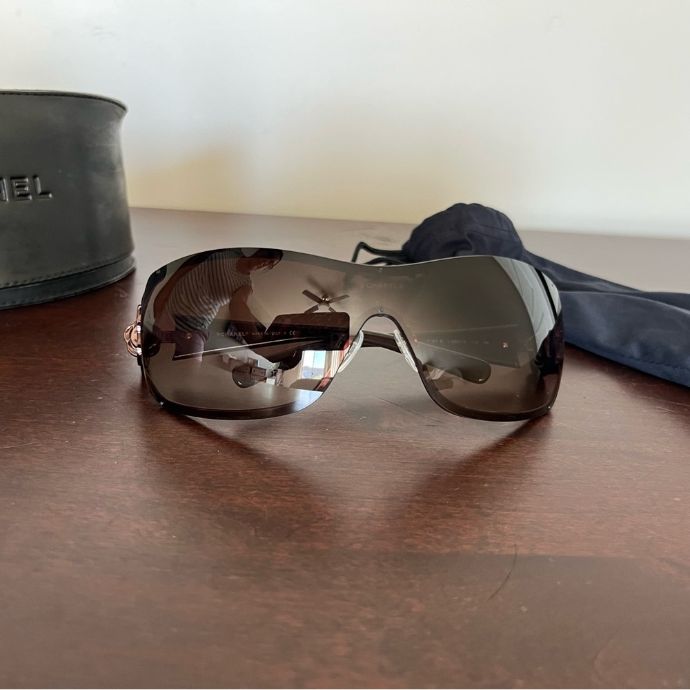 CHANEL Dark Sunglasses with Black Case